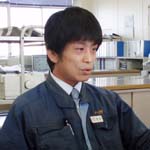 第一営業部海外営業課 荒井裕介 ポートレート